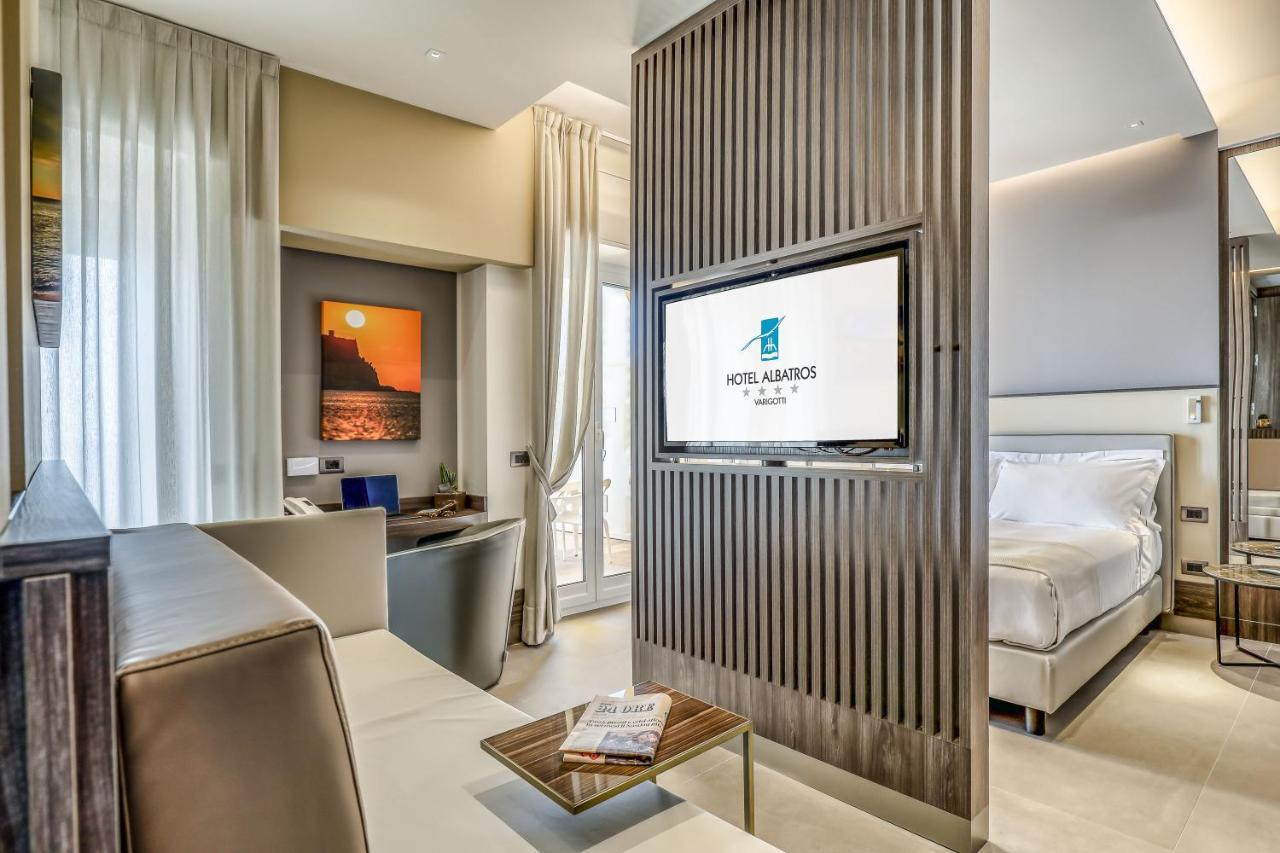 Hotel Albatros Вариготти Экстерьер фото