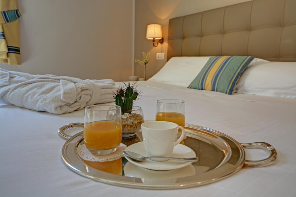 Hotel Albatros Вариготти Экстерьер фото